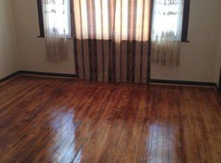 8561 S Burnham Ave, Chicago, IL 60617