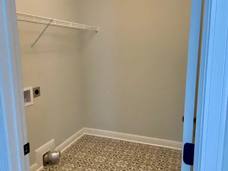 383 Cedar Run St — Photo 15