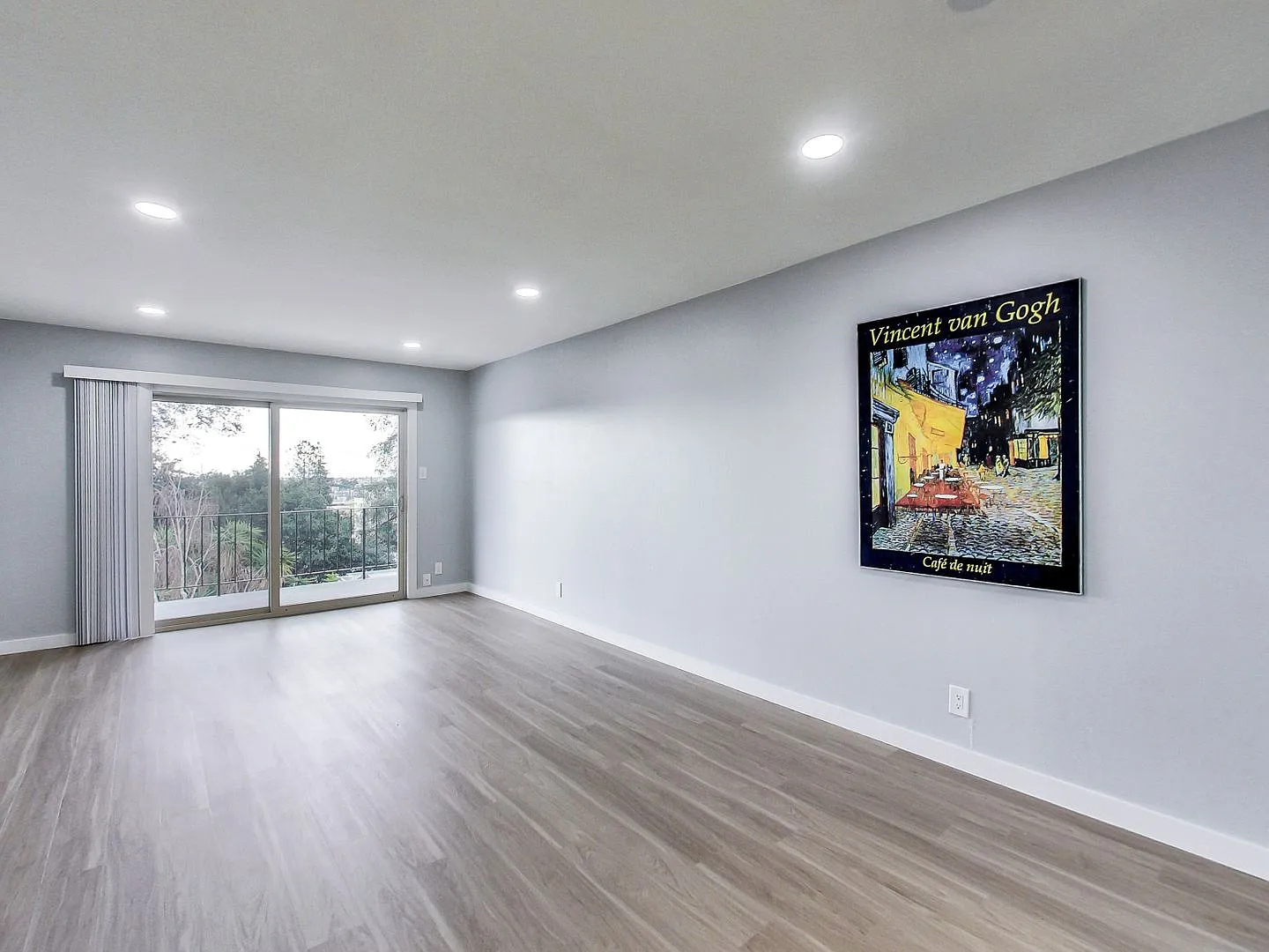 281 MACARTHUR Blvd — Photo 3