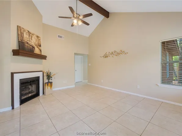 2007 Wilderland Cir, Bryan, TX 77807