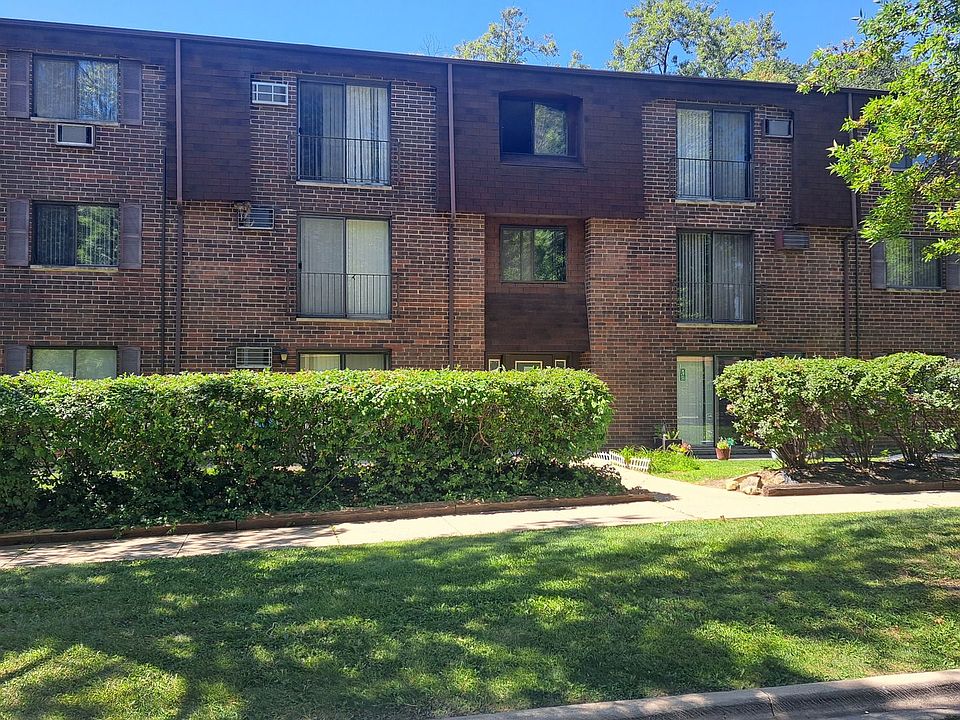 1st image of 206 W Division St APT D