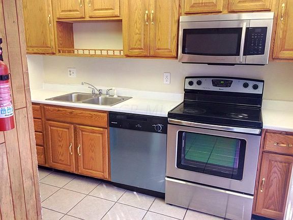 3rd image of 3195 Secor Ct