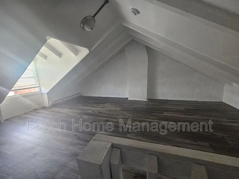 46 N Broad St — Photo 17