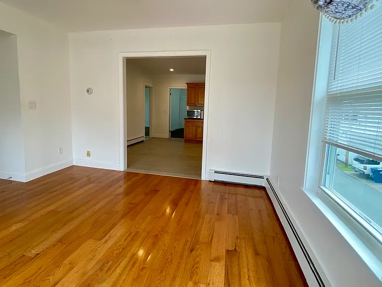 21 Heldun St #2 — Photo 8