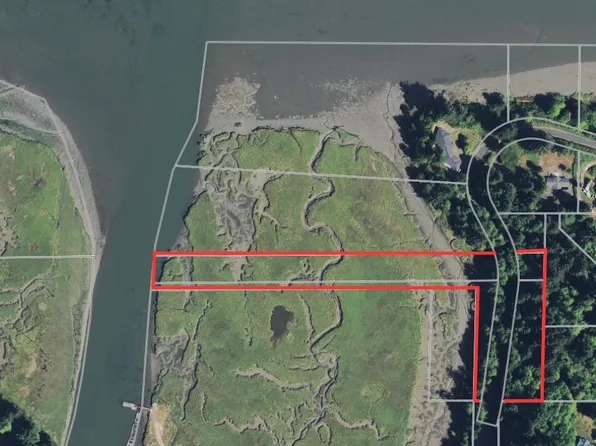 6108 S Bay Rd, Toledo, OR 97391