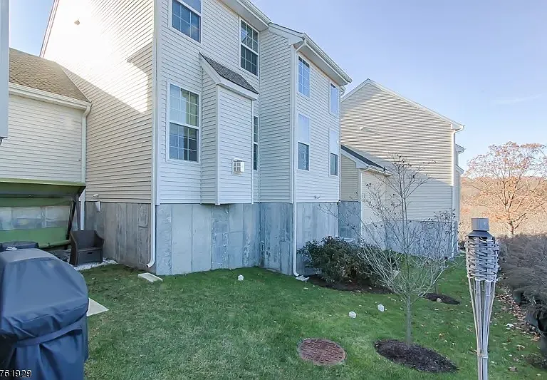136 Sowers Dr — Photo 22