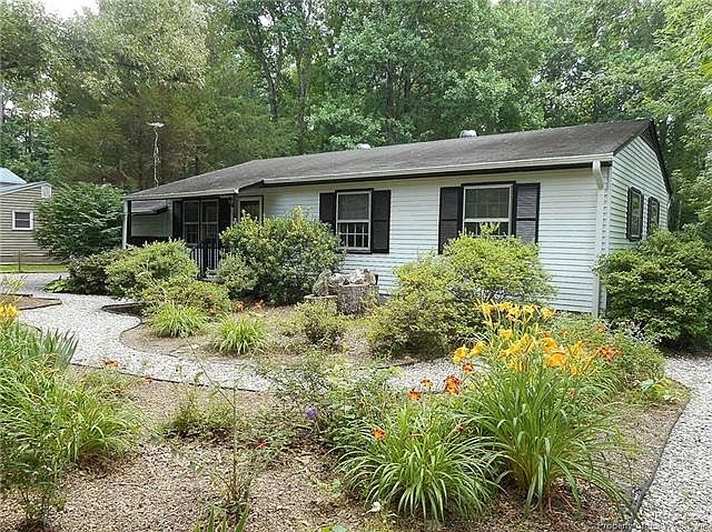 1st image of 137 Racefield Dr