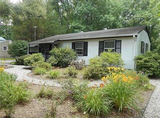 137 Racefield Dr, Toano, VA 23168