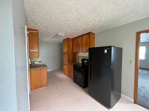 3rd image of 310 S 2nd St #Smi310-1