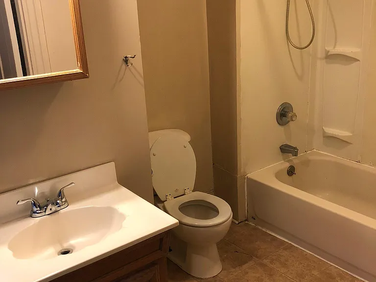 49 N East St #1 — Photo 8