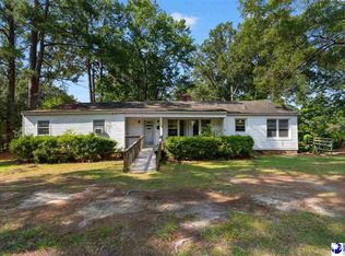 411 E Leitner St, Latta, SC 29565