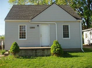 8742 Cadillac Ave, Warren, MI