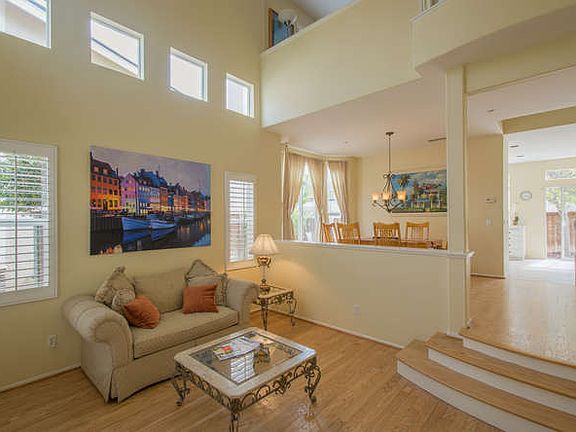 2nd image of 4724 Mascagni St