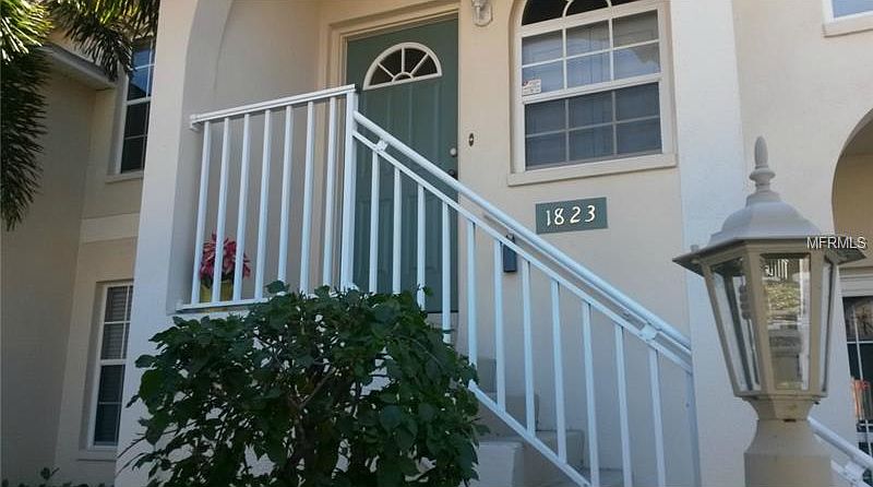 1st image of 4230 Castlebridge Ln Unit 1823