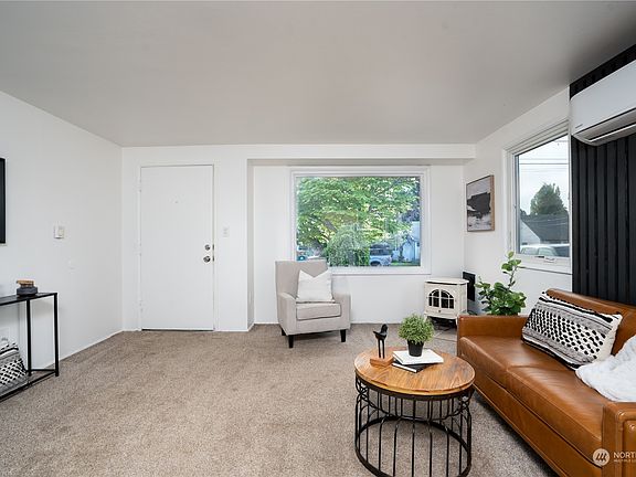 5th image of 1013 S Meyers