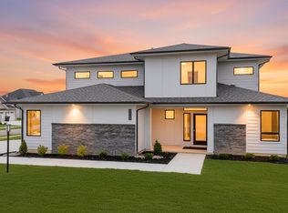 1313 Hager Way, Fort Wayne, IN 46818