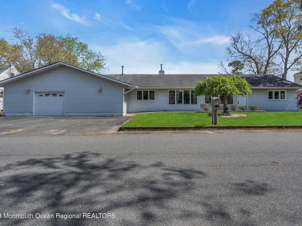 745 Ensign Avenue, Beachwood, NJ 08722