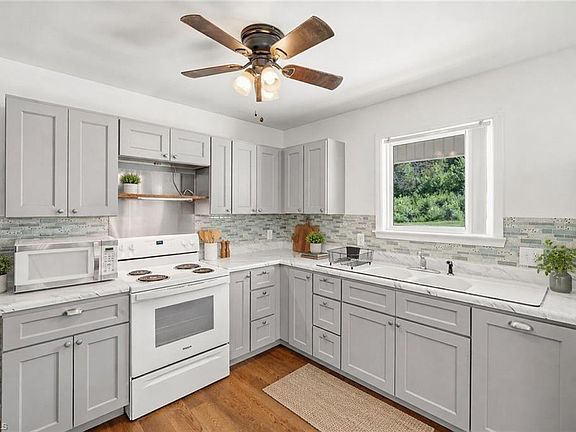 3rd image of 504 George Surratt Rd