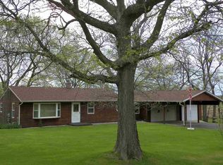 2602 N Jackson Rd, Pecatonica, IL 61063