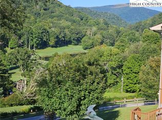 306 Smokey View Dr, Newland, NC 28657