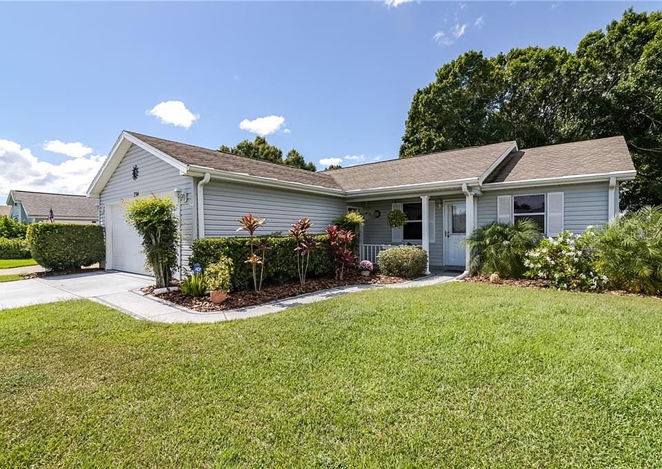 1st image of 734 Vista Pl
