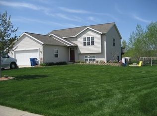 1757 Cuper Ave, Dorr, MI 49323