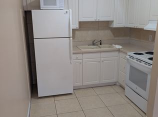 2920 Clark Rd APT 102, Sarasota, FL 34231
