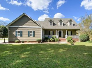 2049 Rivershore Rd, Elizabeth City, NC 27909