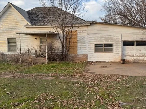 311 W Corn St, Goltry, OK 73739