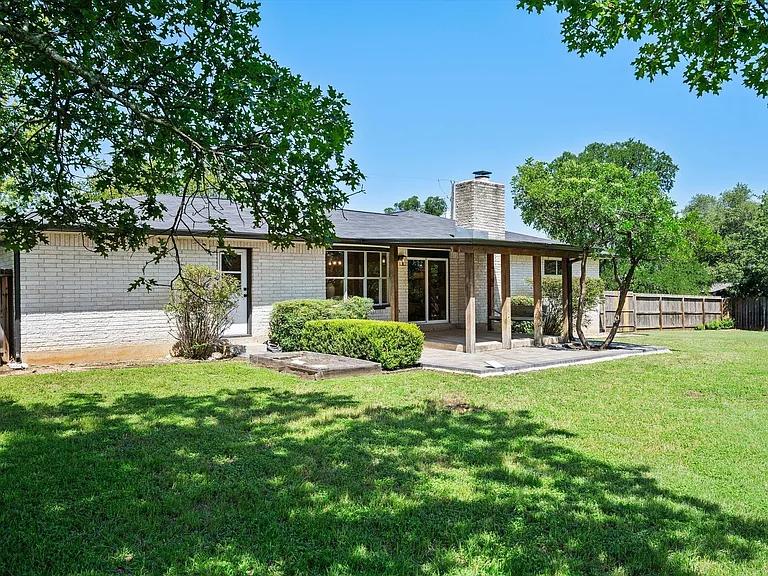 109 Woodland Rd — Photo 38