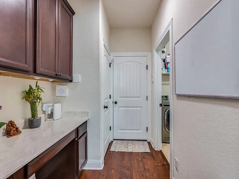 5720 Viejo Dr — Photo 31