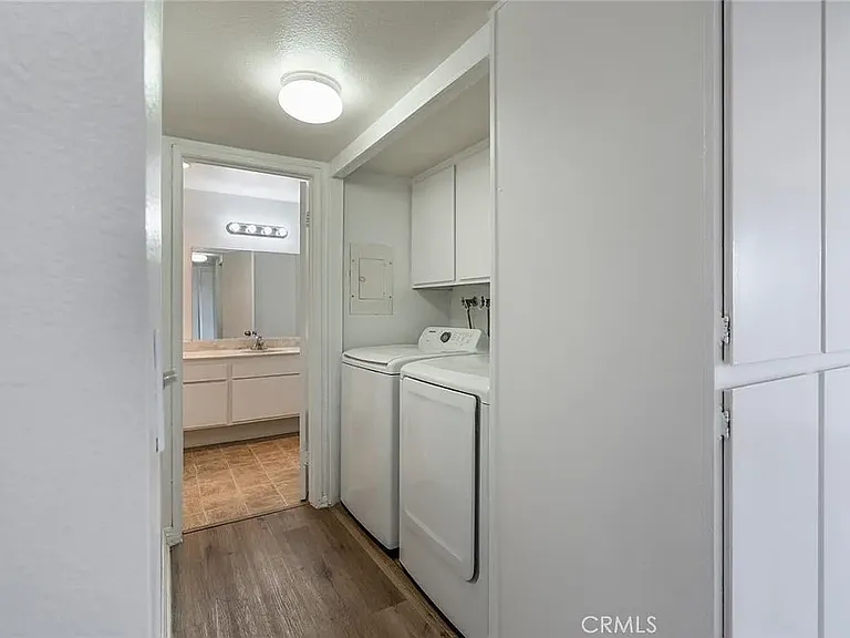 830 N Dalton Ave #111 — Photo 7