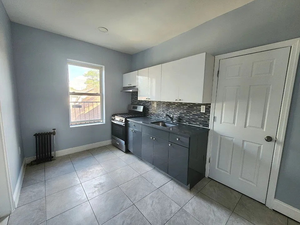 6 N 21st St #304