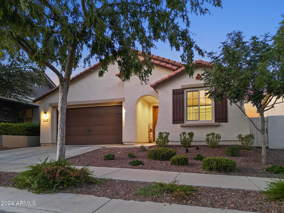 1st image of 20858 W GLEN Street
