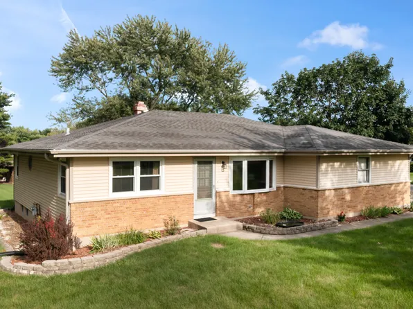 7N641 Stevens Rd, St Charles, IL 60175