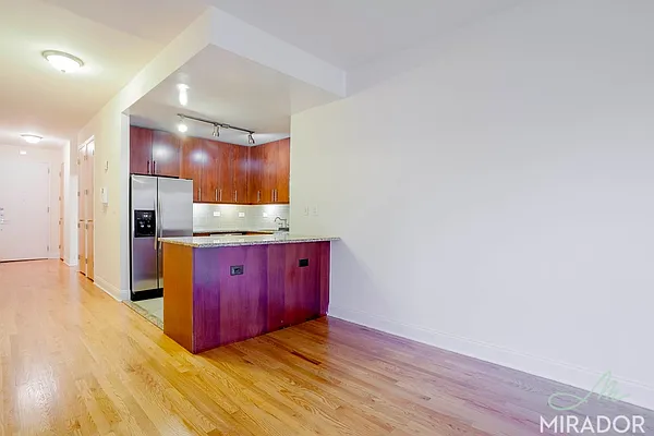 Rented by Mirador Real Estate | media 12