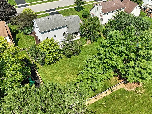 5th image of 491 Patriot Dr W