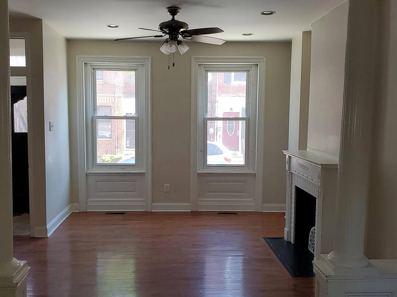 3 bed, 1400 sqft, $1,950 — Photo 2