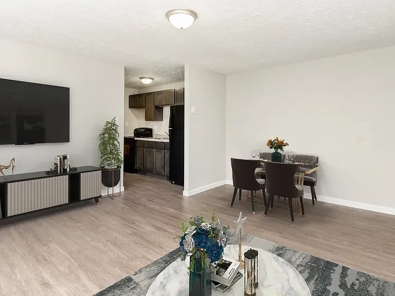 Villa Hills & Dover Heights Apartments — Photo 3