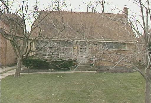1st image of 3909 W Fargo Ave
