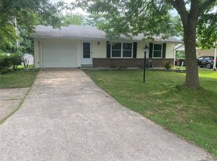 5 Oxbow Rd, Saint Peters, MO 63376