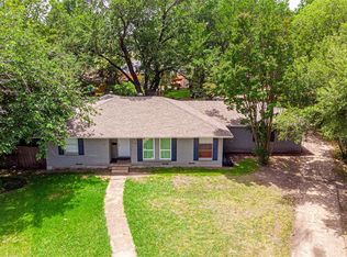 8944 Jennie Lee Cir, Dallas, TX 75227