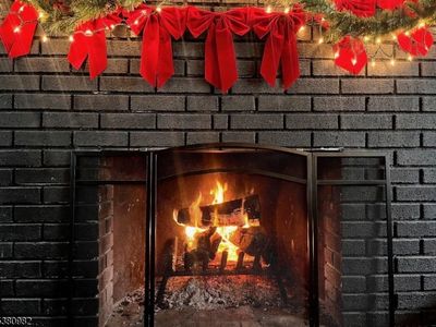 4 Mohawk Trl, Andover, NJ, 07821