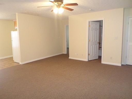 1st image of 100 Pinnacle Ct APT 208