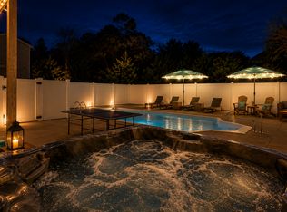750 Sea Horse Ct, Corolla, NC 27927