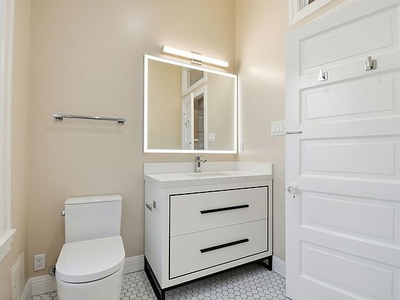 5th image of 38 Broderick St