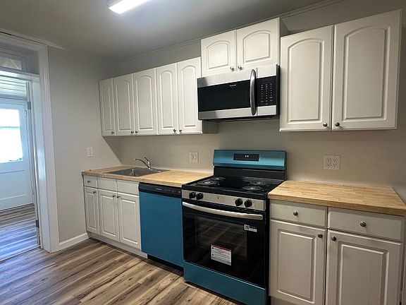 4th image of 1230 E 12th St