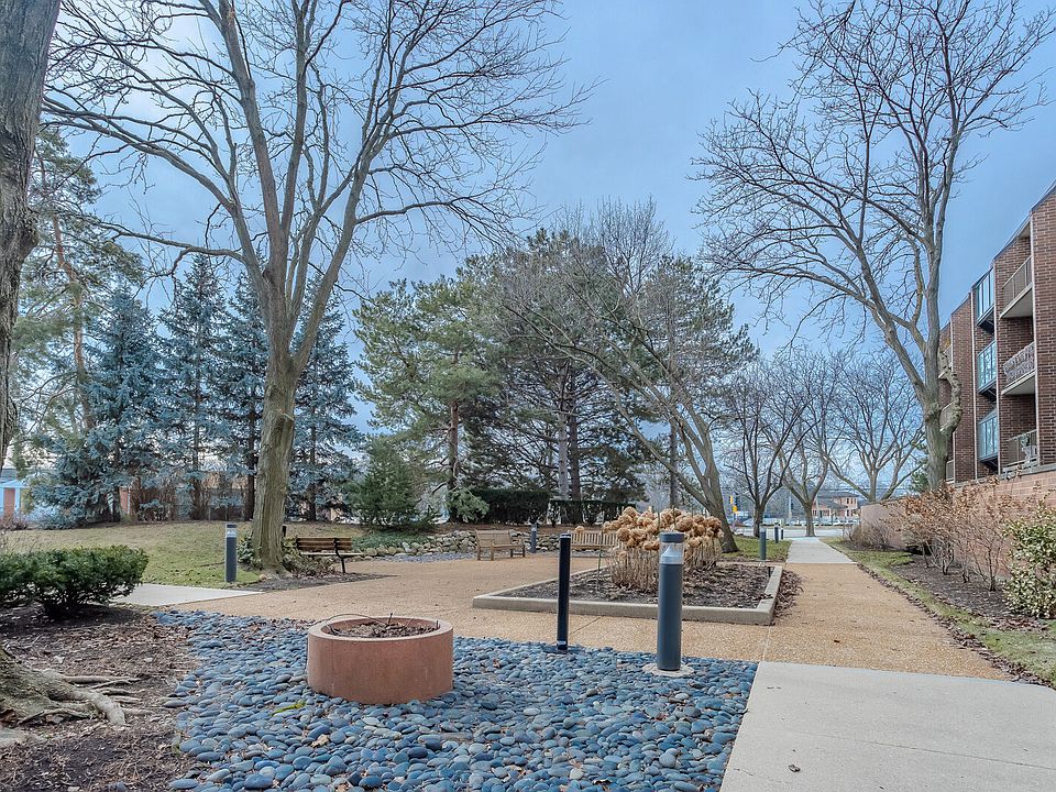 Gallery Of Park Ridge Condominiums 2200 Bouterse St Park Ridge IL