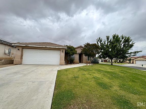 3rd image of 3720 Meadow Run Ln