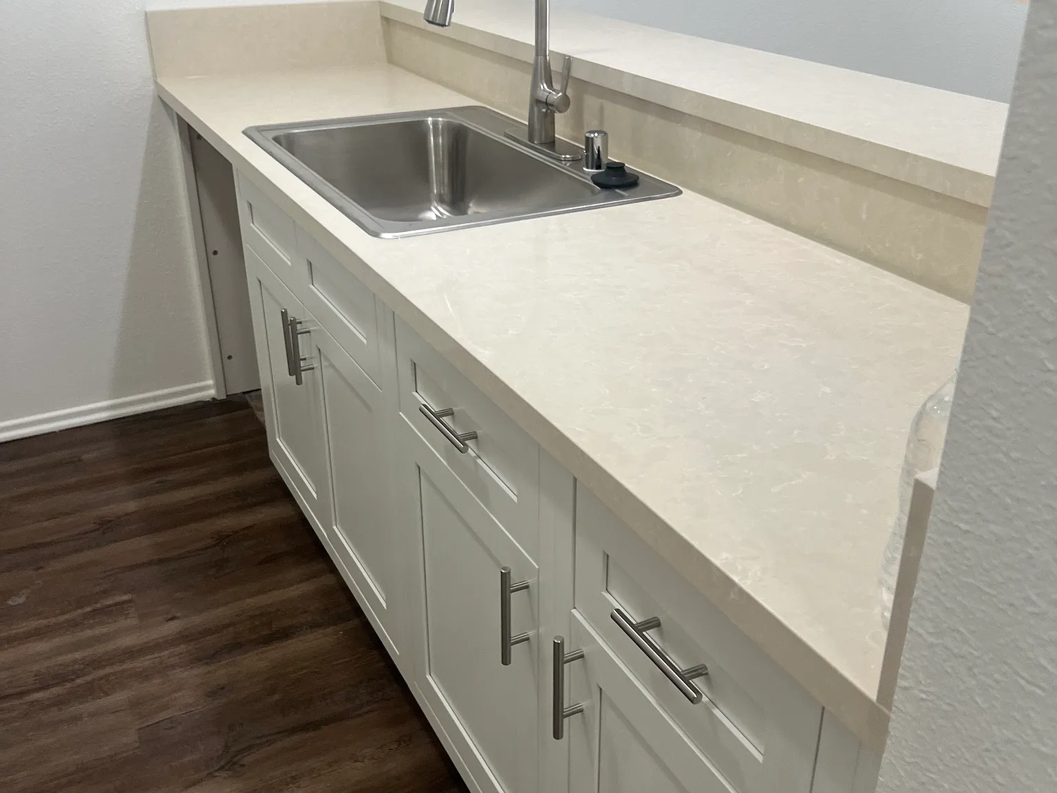 2 bed, 2.5 bath, 1217 sqft, $2,250 — Photo 3